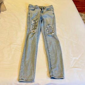 Women’s American Eagle Jeans (Next Level Stretch) light wash